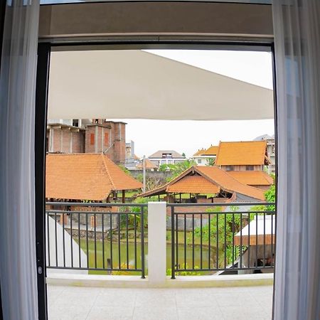 Berawa Homestay Canggu Екстериор снимка